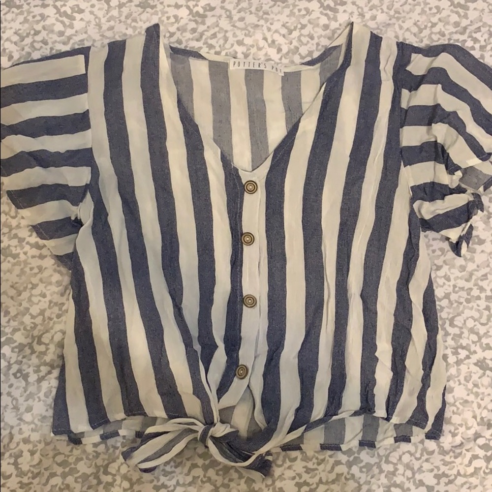 White and blue striped top